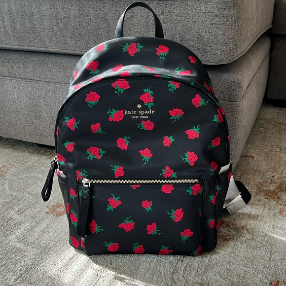 Kate Spade New York
CHELSEA ROSE TOSS PRINTED LARGE BACKPACK - Picture 1 of 7